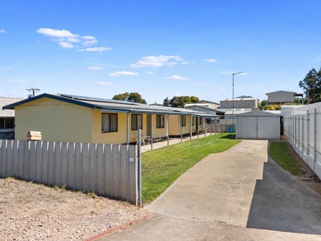 House for sale in North Beach, Copper Coast Council