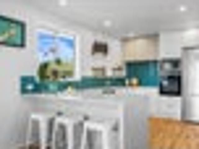House for sale in Chaslands, Canterbury