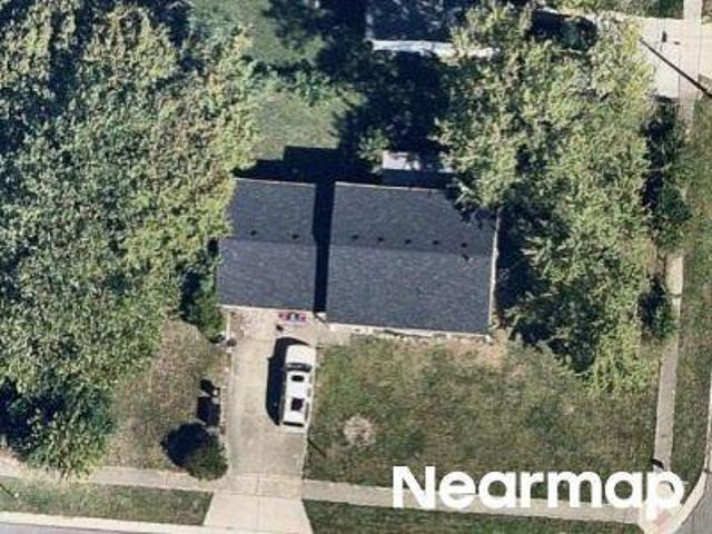 House for sale in Roselawn, Ohio
