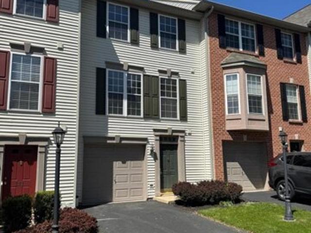 Condo for sale in York