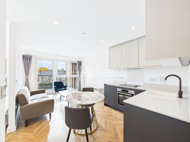 Studio for rent in Norbiton, Greater London