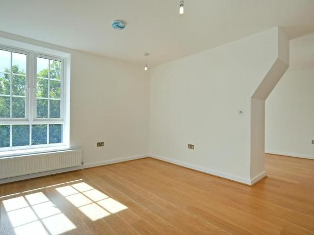 Studio for rent in East Dulwich, Greater London
