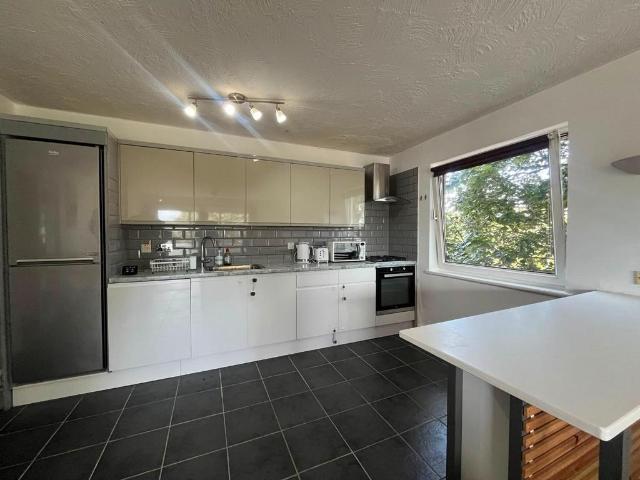 House for rent in London Borough of Hounslow, Heston