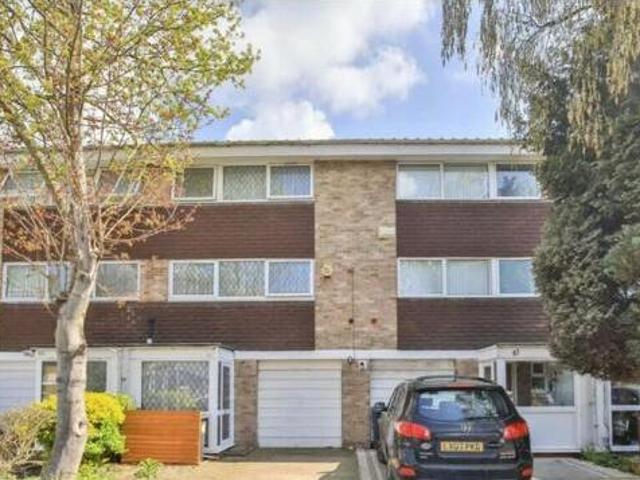 House for sale in Greater London