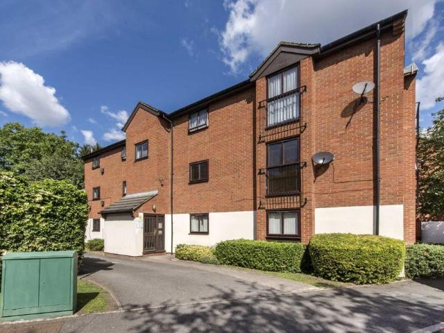 Apartment for rent in Grahame Park, Greater London