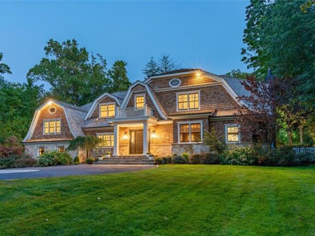 House for sale in Old Westbury