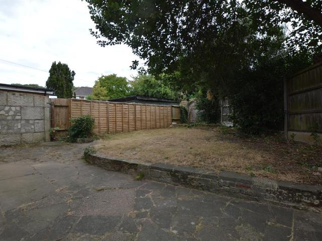 Apartment for rent in Earlham Rise, East Bank