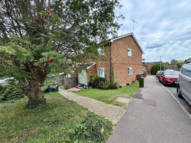 Apartment for rent in Kings Hill, Colliers End