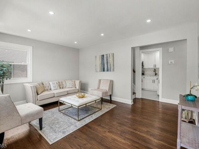 House for sale in Roselle, New Jersey