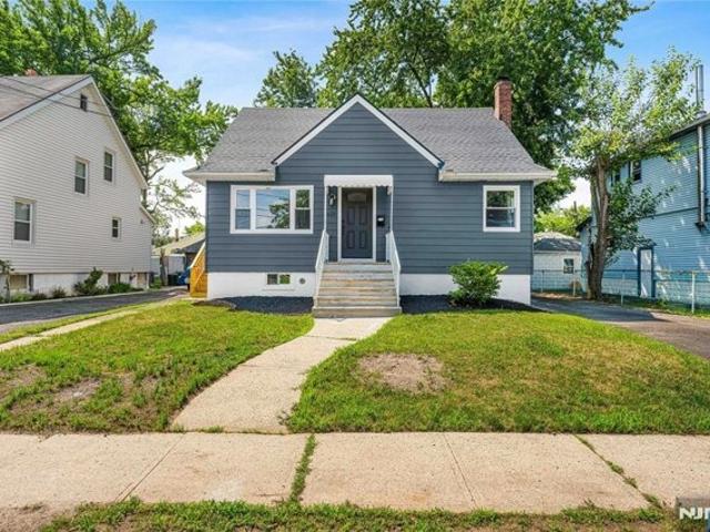House for sale in Roselle, New Jersey