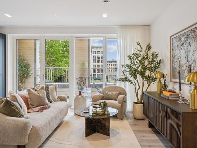 House for rent in North Kensington, Greater London