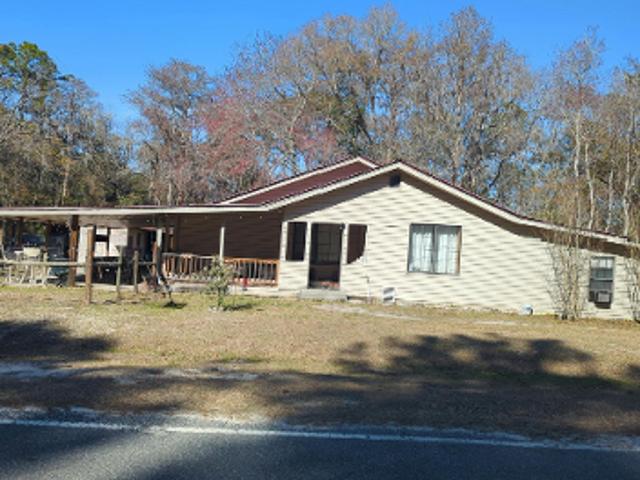 House for sale in Saint George, Georgia