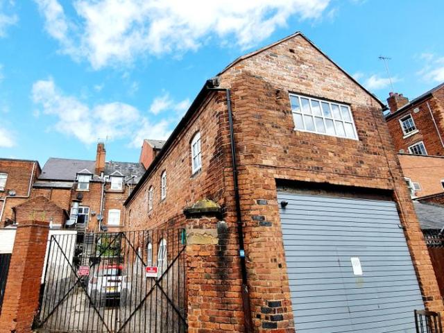 Room for rent in West Midlands