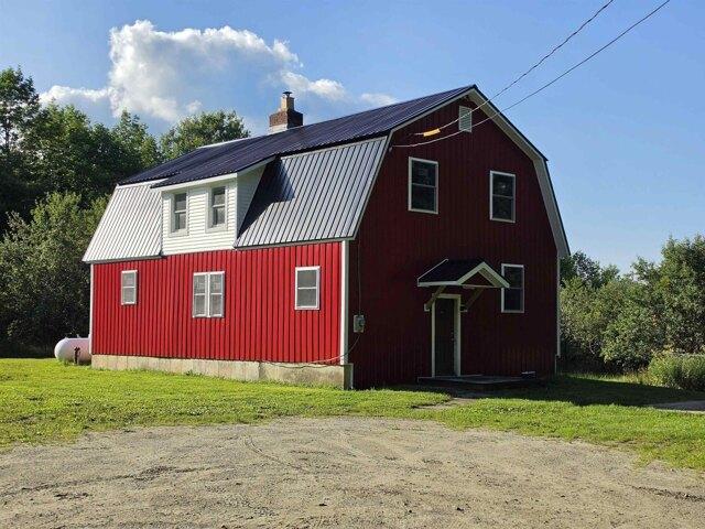 House for sale in Sutton, Caledonia County