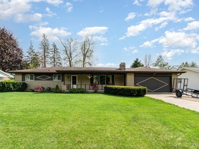 House for sale in Freeland