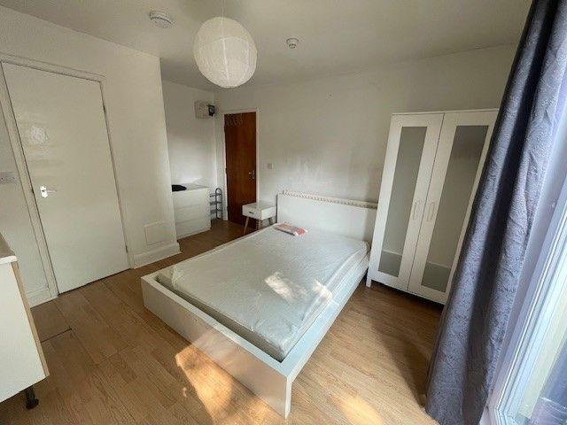 Room for rent in Gravelly Hill, West Midlands