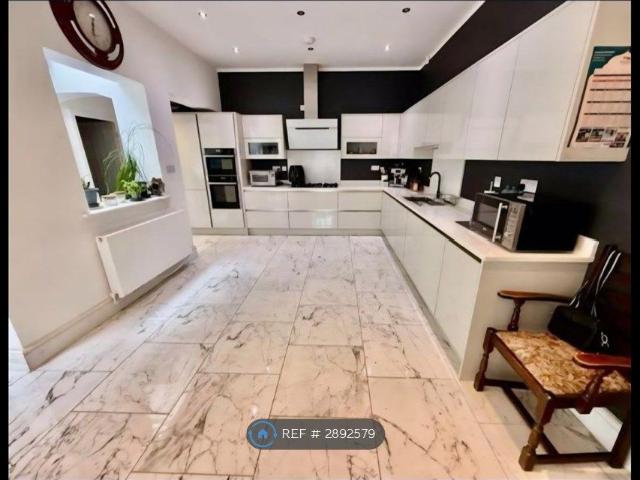 Room for rent in Gravelly Hill, West Midlands