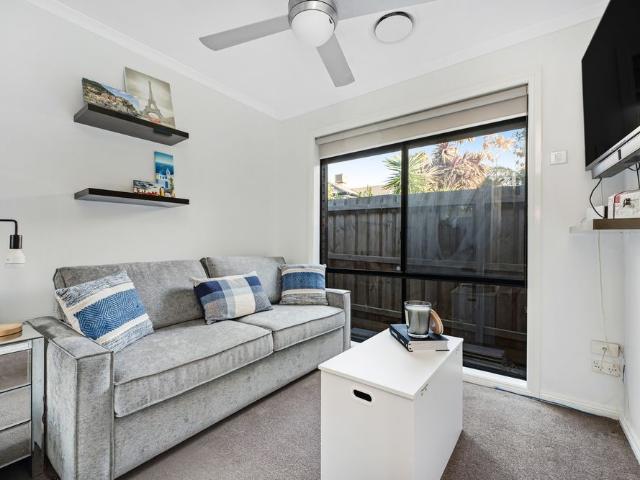 House for rent in Roxburgh Park, Melbourne