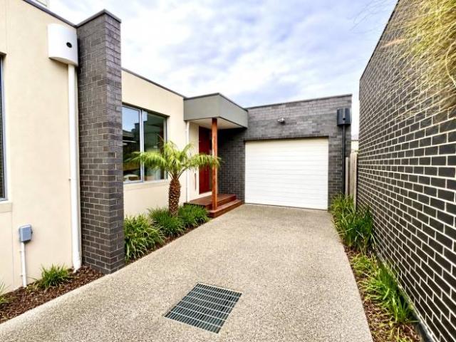 Apartment for rent in Altona, Melbourne