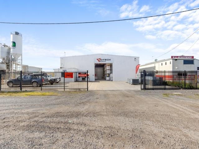Warehouse for sale in Ballarat, Victoria