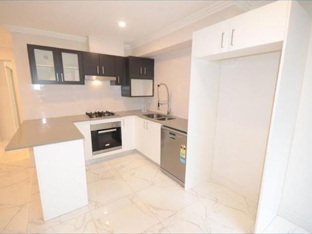 Townhouse for rent in Sydney, New South Wales