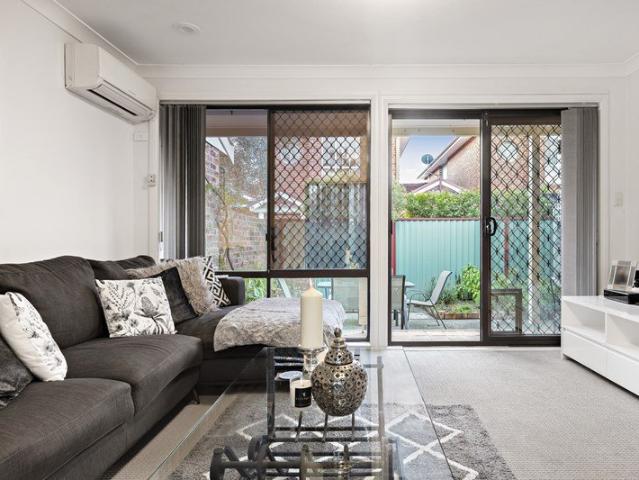 Villa for rent in Sydney, New South Wales