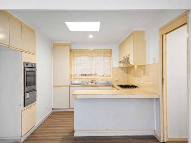 House for rent in Melton South, Melbourne