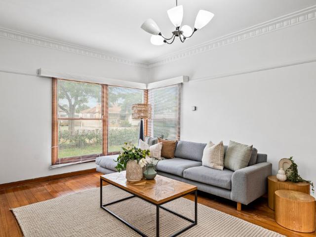 House for rent in Sunshine North, Melbourne