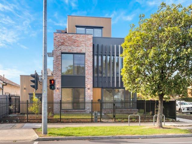 Townhouse for rent in Camerons Creek, Victoria