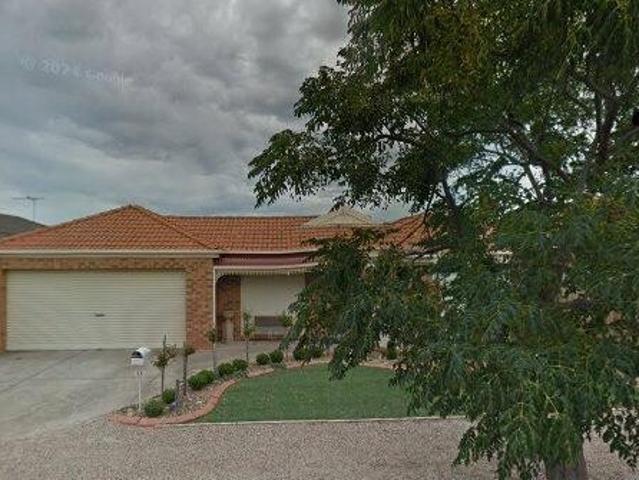 House for sale in Parkwood Green, Melbourne