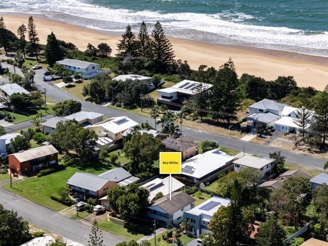 House for sale in Diamond Beach, Mid-Coast Council