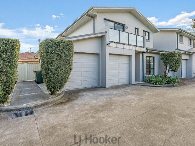 Townhouse for sale in Ambergate, New South Wales