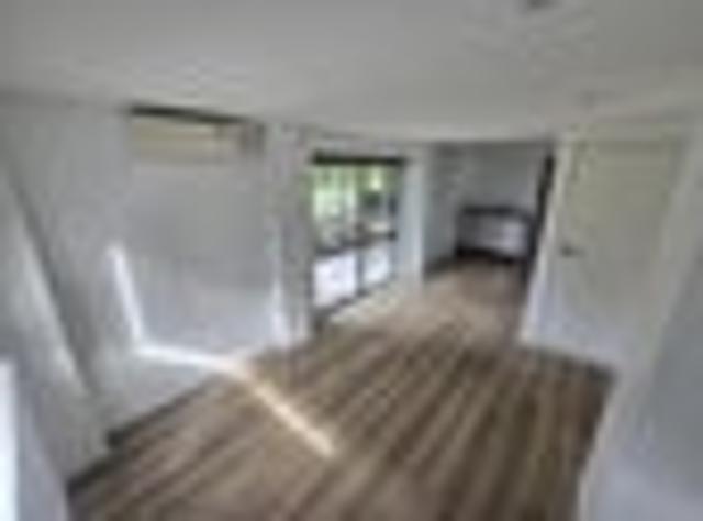 Apartment for rent in Paremoremo, Oroua County