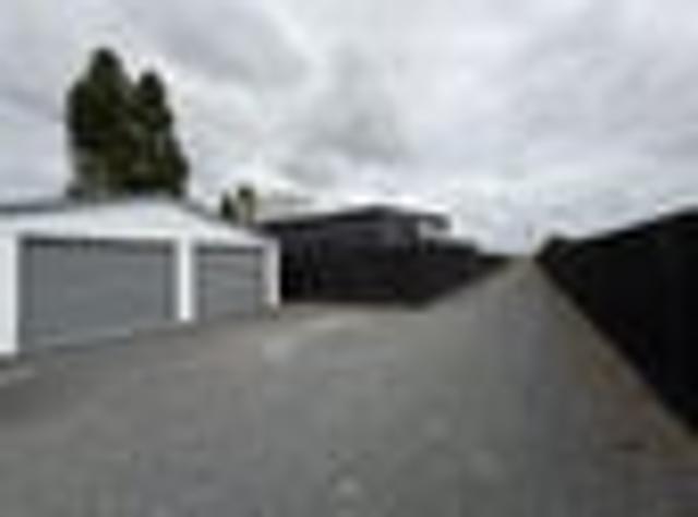 House for rent in Paremoremo, Oroua County