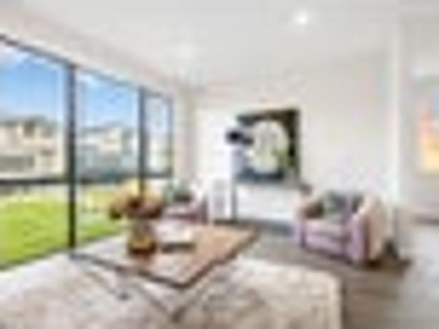 House for rent in Paremoremo, Oroua County