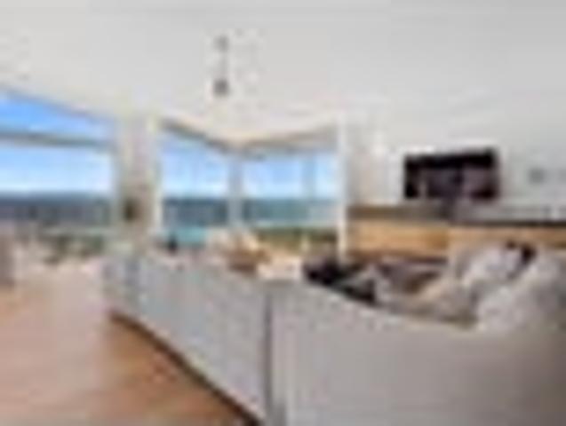 House for sale in Chaslands, Canterbury