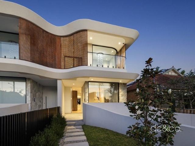 Duplex for rent in Sydney, New South Wales