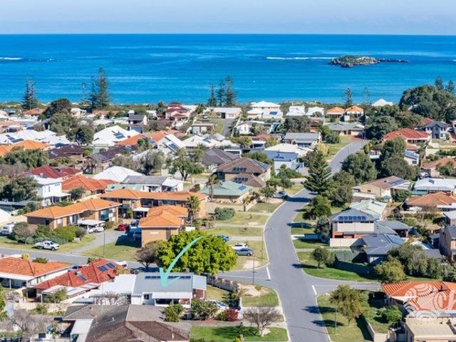 House for sale in Shoalwater, Western Australia