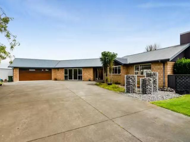 House for sale in Taranaki
