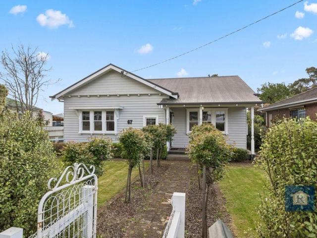House for sale in Colac East, Colac