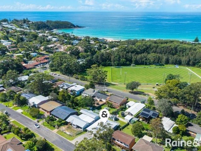 House for sale in Mollymook Beach, New South Wales