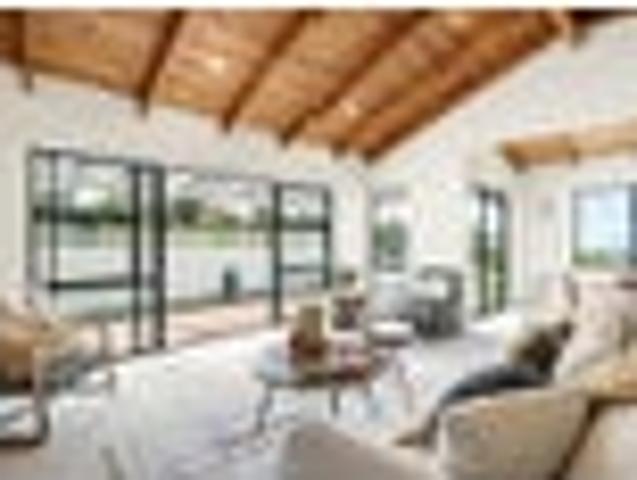 House for sale in Paremoremo, Oroua County