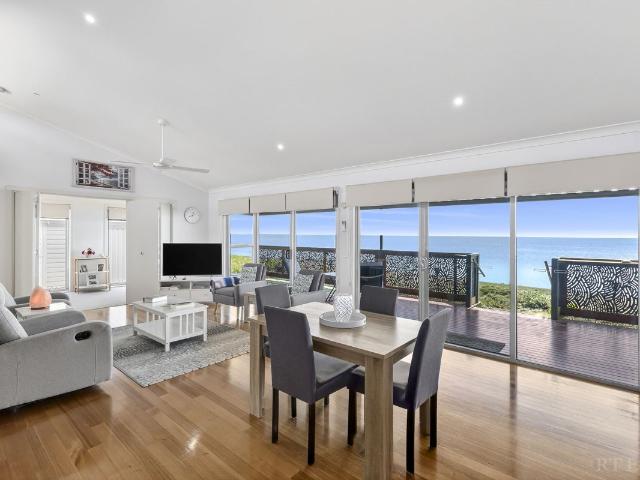 Apartment for sale in Leopold, Victoria