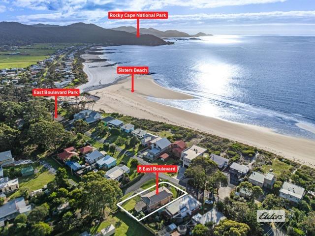 House for sale in Sisters Beach, Tasmania