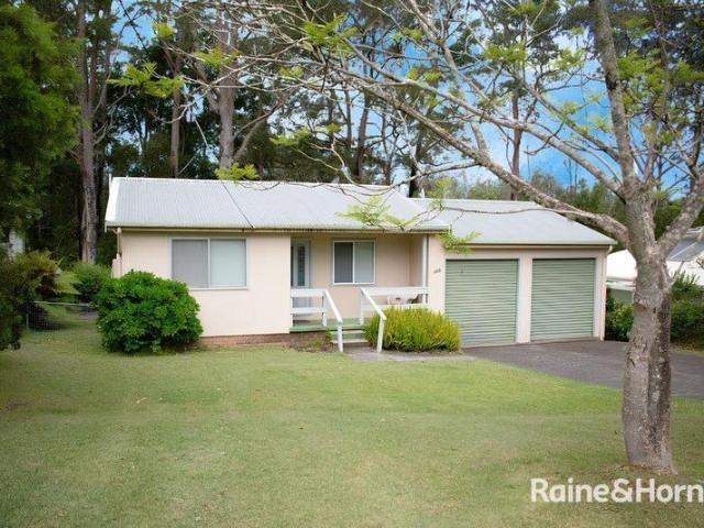 House for sale in Fishermans Paradise, New South Wales