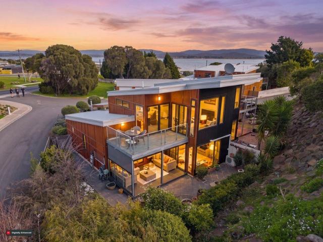 Townhouse for sale in Low Head, Tasmania