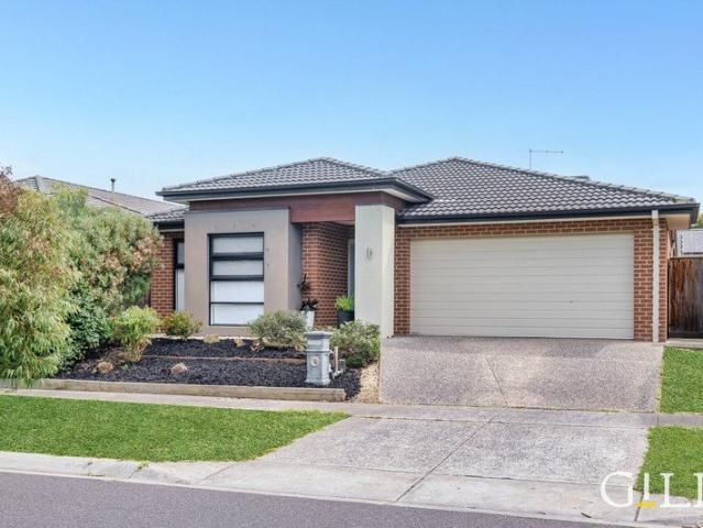 House for sale in Aspect Estate, Melbourne