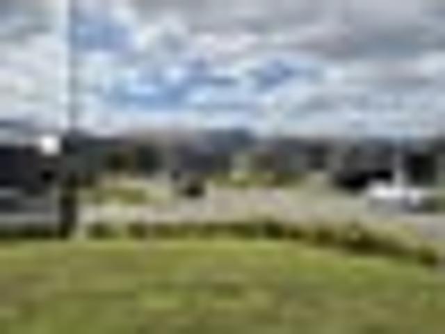 House for sale in Chaslands, Canterbury