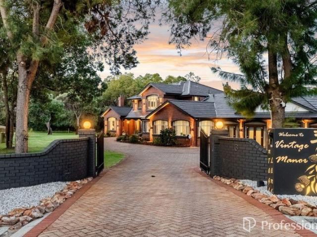 House for sale in The Vines, City of Swan