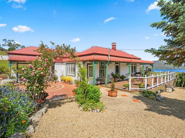 House for sale in Cygnet, Tasmania